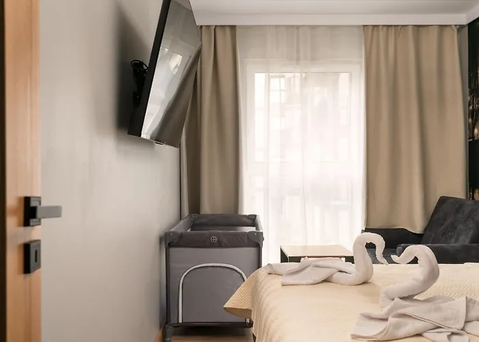 Jesionowe Ashwood Widok Na Odre 1,4 Km Od Rynku Parking Podziemny W Cenie Klimatyzacja Sauna W 1 River Oder View 1,4 Km Market Square Underground Parking Balcony Air Conditioning