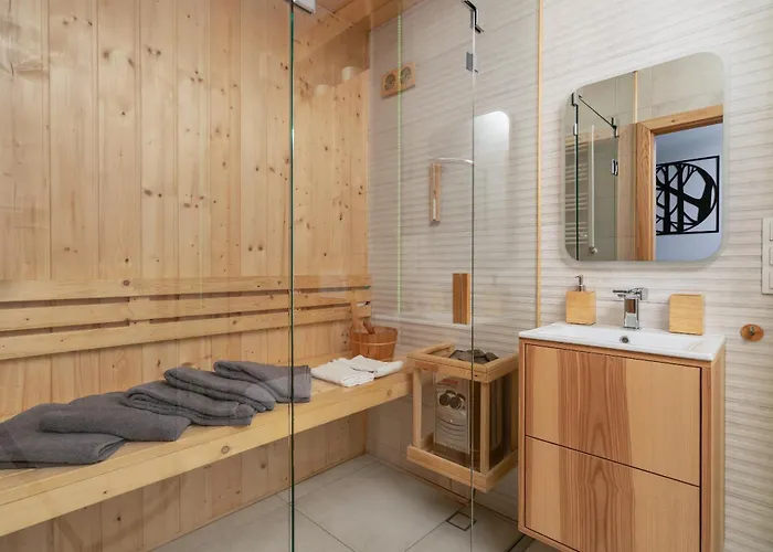 Jesionowe Ashwood Widok Na Odre 1,4 Km Od Rynku Parking Podziemny W Cenie Klimatyzacja Sauna W 1 River Oder View 1,4 Km Market Square Underground Parking Balcony Air Conditioning Apartment