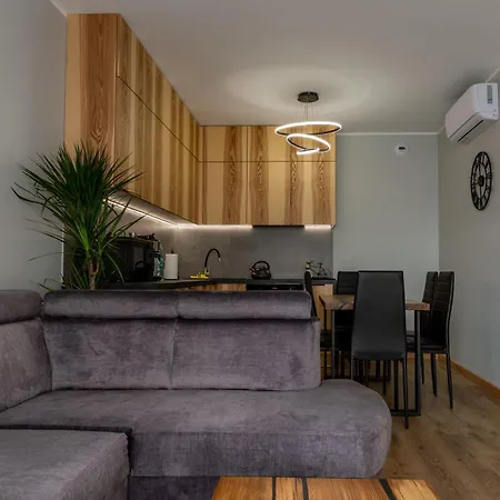 Apartment Jesionowe Nad Odra, Stare Miasto, Sauna W Jednym, Klimatyzacja , Garaz Podziemny 0 Zl, Odra River , Old Town, New Building, Air Conditioning, Sauna-one, Underground Garage Free
