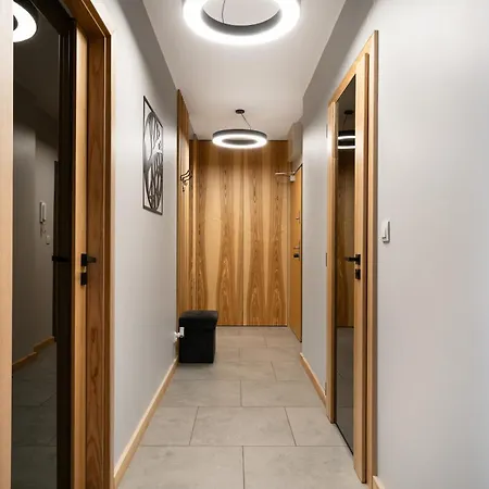 Apartmán Jesionowe Ashwood Widok Na Odre 1,4 Km Od Rynku Parking Podziemny W Cenie Klimatyzacja Sauna W 1 River Oder View 1,4 Km Market Square Underground Parking Balcony Air Conditioning
